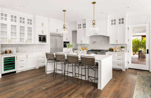 24/7 Emergency Cabinet Installation experts in Somerville, TX